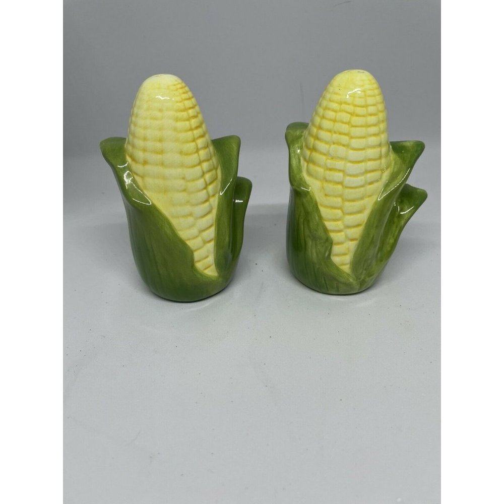Corn Salt and Pepper Shakers Good Condition!!  Great for collectors!!